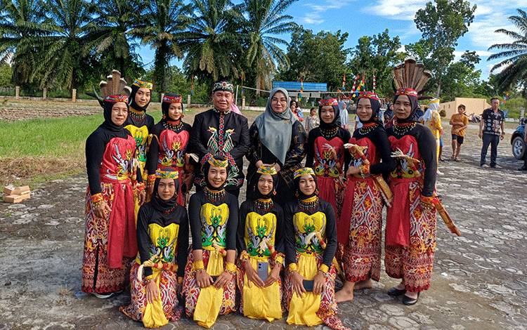 Bupati Kotim: Jangan Hilang Jati Diri Kita