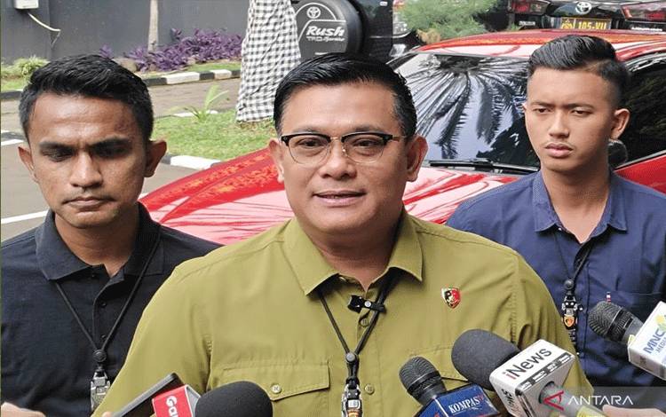 Tersangka dan Pemilik Rekening pada Kasus Ria Ricis Bertetangga