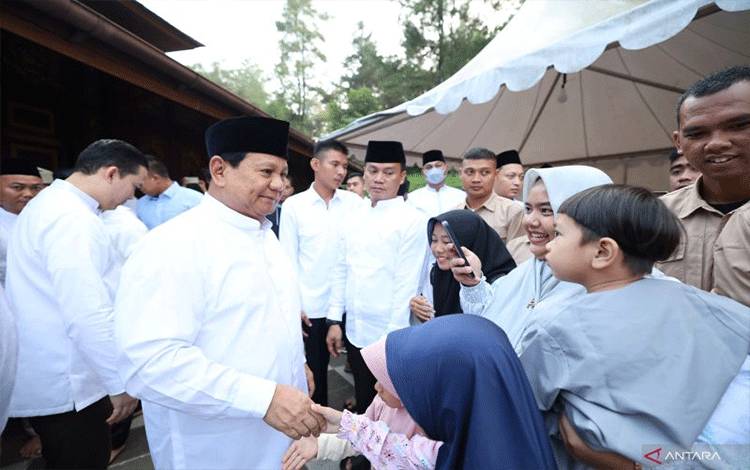 Prabowo Berkurban 145 Ekor Sapi di Berbagai Daerah