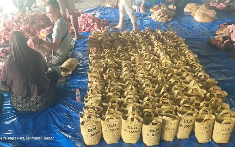 Daging Kurban Lingkup Pemko Dibagikan untuk Anak Stunting