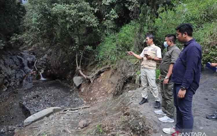 BNPB Pasang EWS Dilengkapi CCTV di Sungai Berhulu dari Gunung Marapi