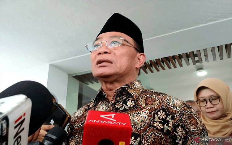 Menko PMK: Daging Kurban Kaleng dari Makkah untuk Tangani Stunting