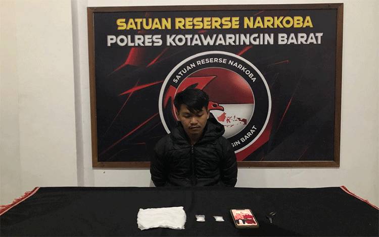 Satresnarkoba Polres Kobar Tangkap Pemuda Pengedar Sabu Asal Desa Batu Belaman