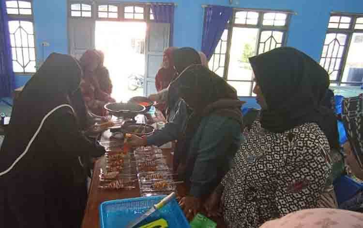 Pelatihan Diversifikasi Olahan Ikan Patin di Seruyan Diikuti 30 Peserta