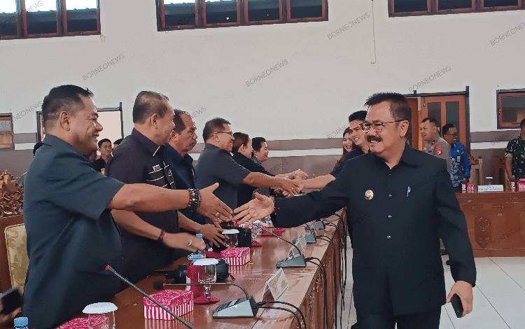 Pj Bupati Gunung Mas: PBS Berkomitmen Memperbaiki Ruas Jalan Tahura Lapak Jaru