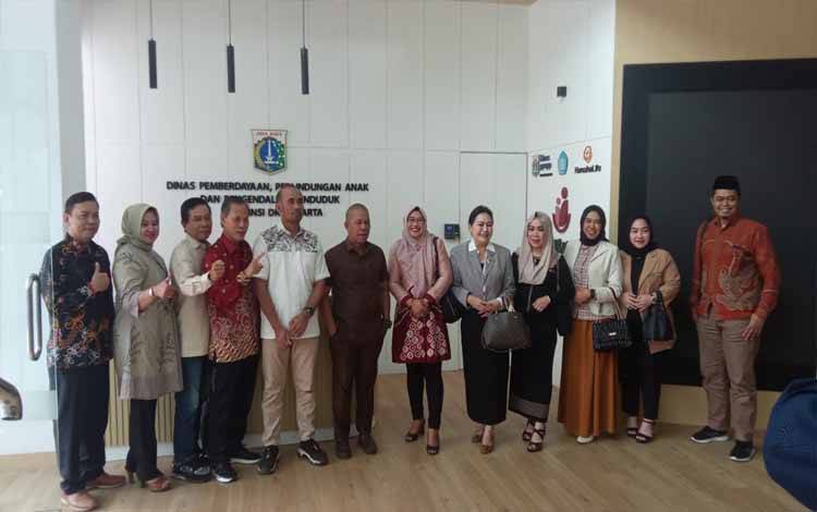 Gali Referensi Raperda, Pansus III DPRD Kapuas Kunker ke Dinas PPAPP Jakarta