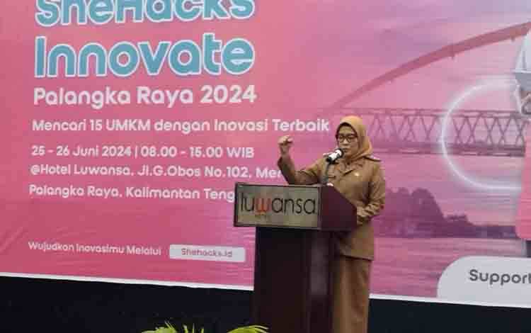 Pj Wali Kota Motivasi Perempuan Pelaku UMKM Lebih Berdaya
