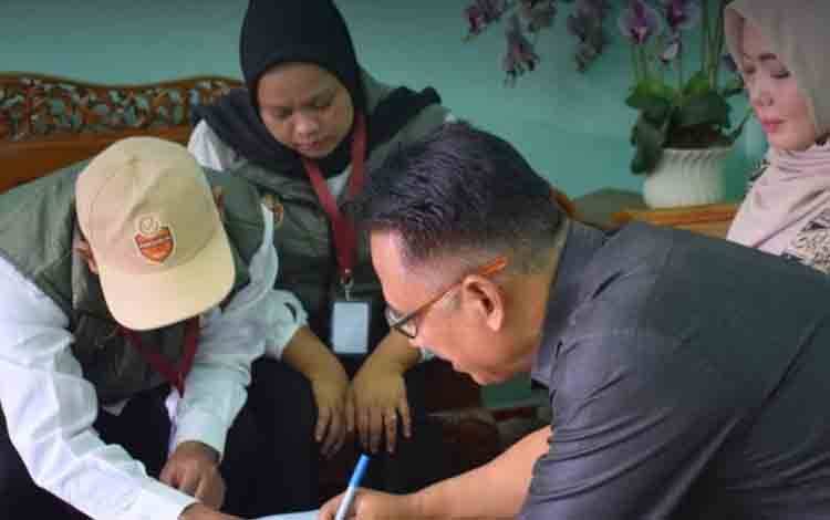 Ketua DPRD Kobar Ajak Masyarakat Berperan Aktif Dalam Kegiatan Coklit?