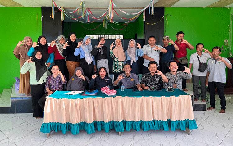 Pemdes 2 Desa di Kapuas Gelar Pelatihan Jurnalistik Desa