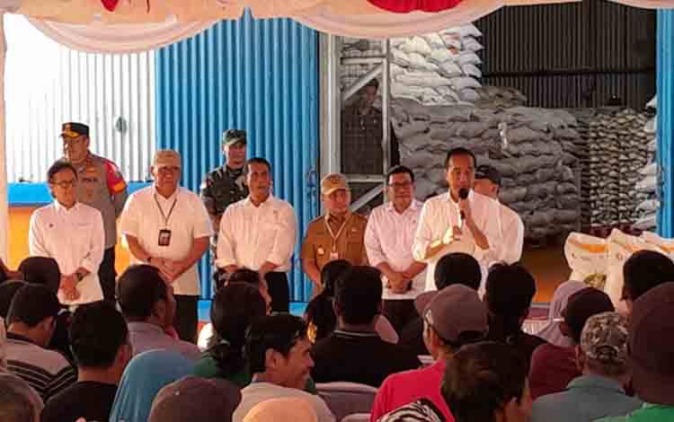 Kedatangan Jokowi ke Kota Palangka Raya Berlangsung Tertib