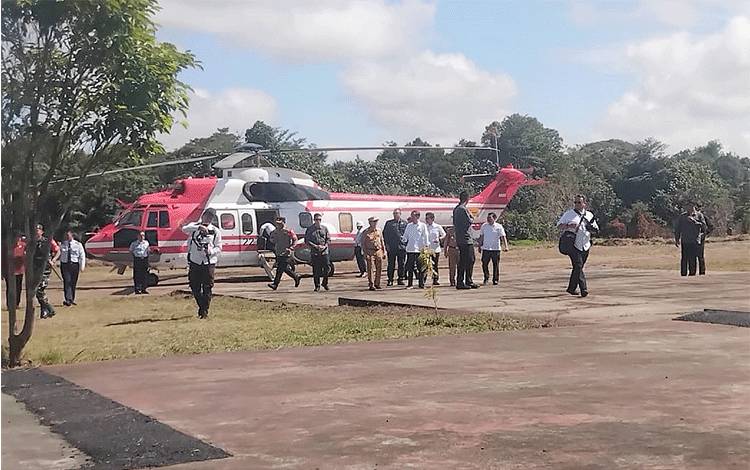 Presiden Jokowi Tiba di Barito Timur