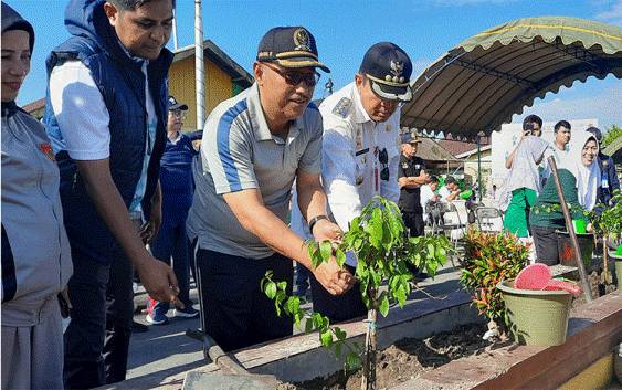 Dukungan Kebersihan, Ketua DPRD Kobar Bakal Sumbang Angkutan Sampah