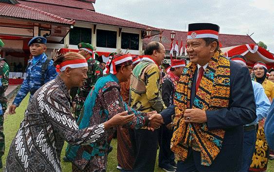 Pesan Pj Bupati Kobar di Upacara Syukuran HUT Bhayangkara