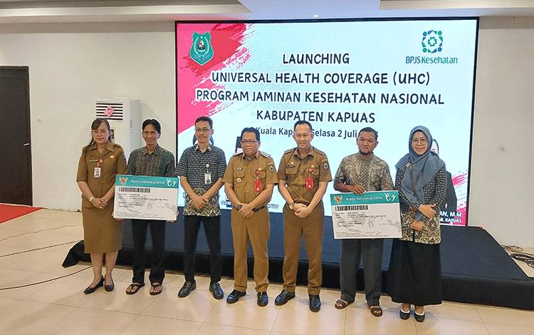 Pj Bupati Kapuas Launching Program UHC demi Layanan Kesehatan Masyarakat