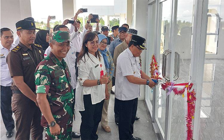 Pj Bupati Kapuas Resmikan Gedung Rumah Sakit Pratama Pujon