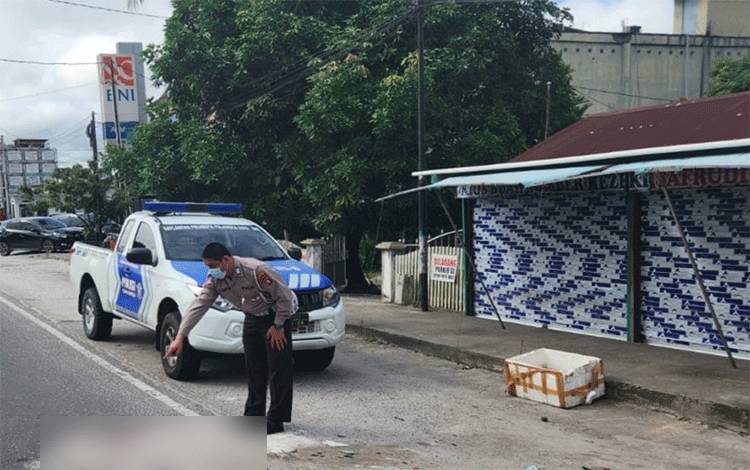 Tabrak Belakang Truk, Pemuda 20 Tahun Tewas di Palangka Raya
