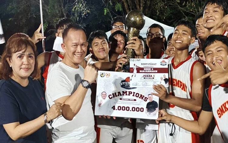 Ini Pemenang Kejuaraan Basket Student Cup Kapuas 2024