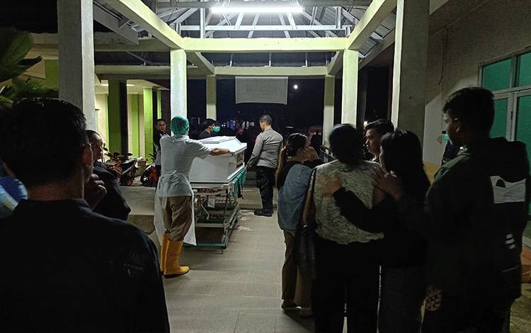 Cerita Ayah Mega Ekatni: Malam Terakhir Makan Bakso Bersama Sebelum Ditemukan Tewas Terbakar