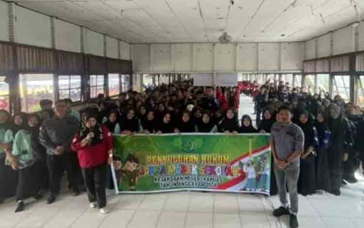 Penyuluhan Hukum Program Jaksa Masuk Sekolah Kejari Kapuas Terus Dijalankan