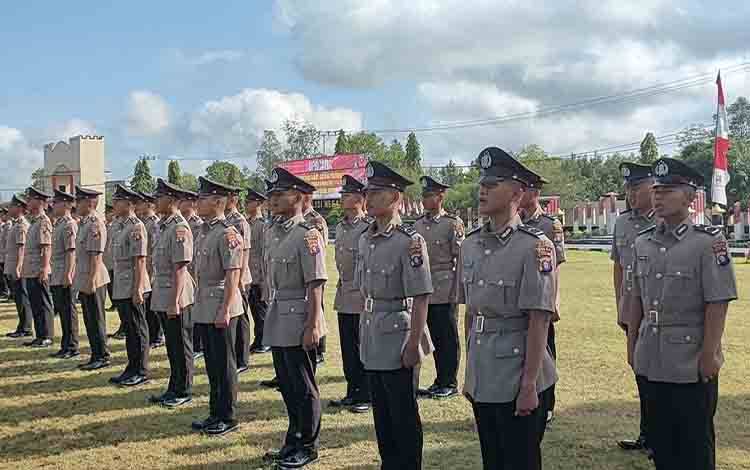 Wakapolda Kalteng Pimpin Apel Penutupan Pembentukan Bintara di SPN Polda Kalteng