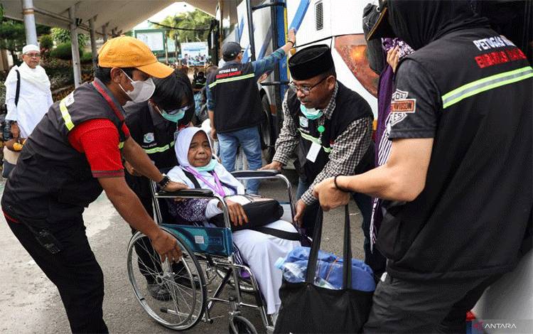 Berjuang Bersama Kelompok Rentan