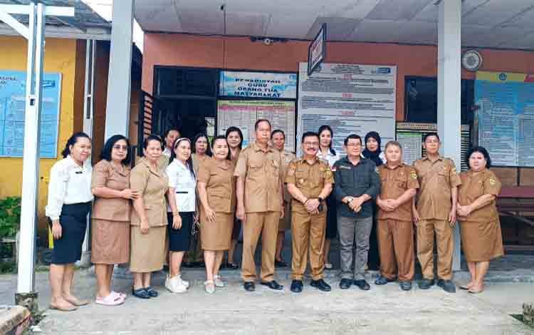 Pj Bupati Gunung Mas Sampaikan Hal Ini Ketika Sambangi SDN 3 Kuala Kurun