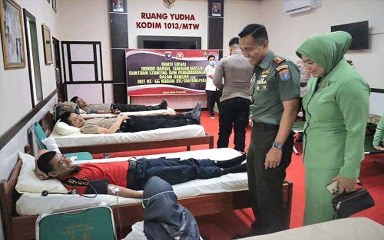Kodim 1013 Muara Teweh Gelar Donor Darah Dalam Rangka HUT ke-66 Kodam XII Tanjungpura