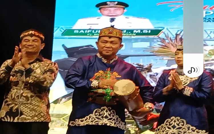 Katingan Gelar Festival Budaya Penyang Hinje Simpei 2024