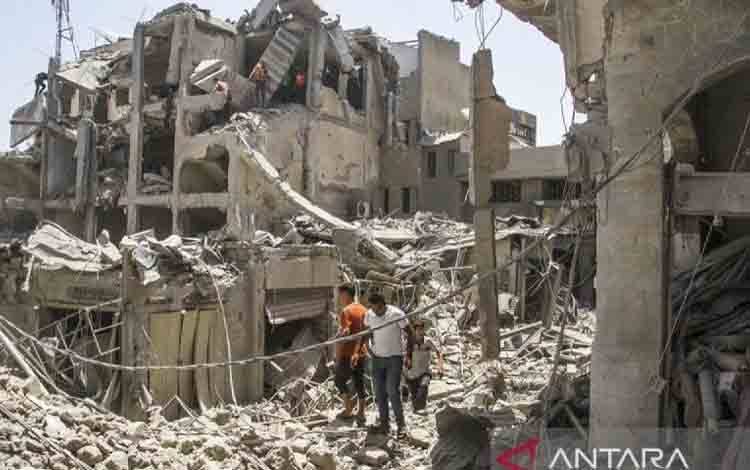 Puluhan Tewas dalam Serangan Udara Israel ke Rumah-rumah di Jalur Gaza