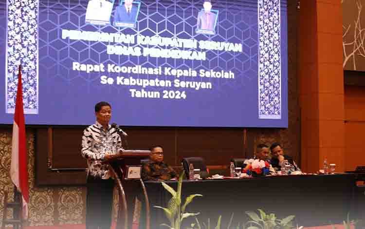 Pj Bupati Seruyan Buka Rakor Kepala Sekolah se-Kabupaten Seruyan