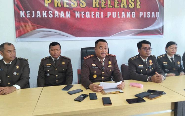 Mantan Bendahara Kesbangpol Pulang Pisau Ditahan Usai Ditetapkan Tersangka Kasus Korupsi