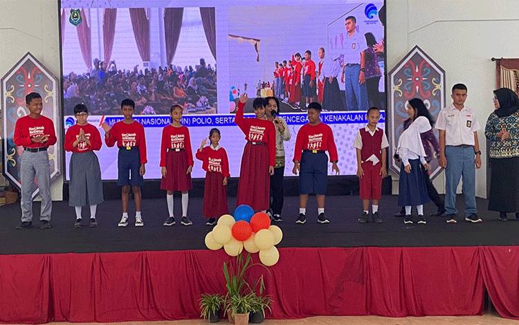 Talenta Luar Biasa Peserta Didik SLBN 1 Kapuas Ditampilkan di Peringatan Hari Anak Nasional ke-40