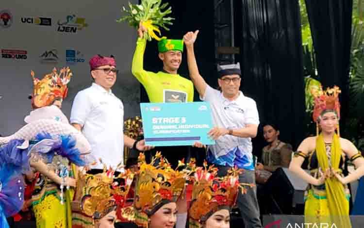 Pembalap Indonesia Rebut "Yellow Jersey" dari Pembalap Australia