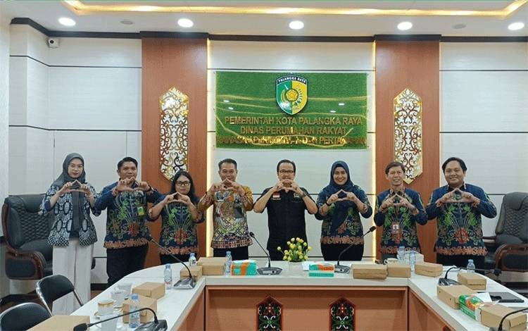 Disperkimtan Palangka Raya Terima Kunjungan Anggota DPD Agustin Teras Narang