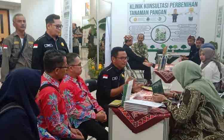 Distan Kapuas Konsultasi Angkat Potensi Padi Lokal Spesifik Lokasi