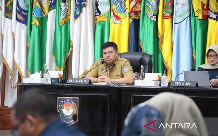 Kemendagri Minta Pemda Perhatikan Kenaikan Harga Cabai Hingga Beras