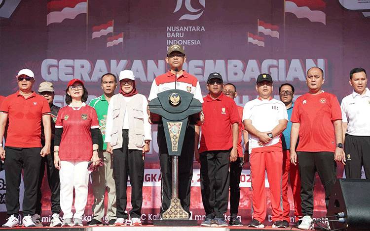 Pembagian Bendera Merah Putih Wujud Bumikan Cinta Tanah Air