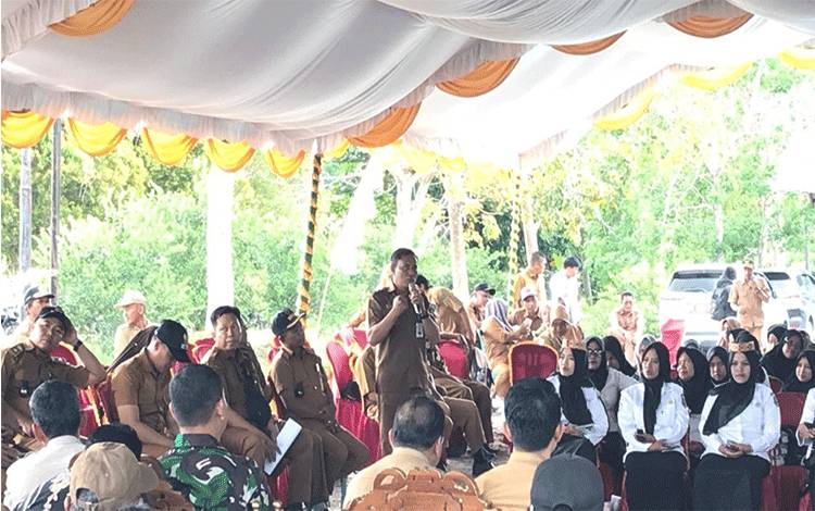 Halaman Sekolah Dasar di Wilayah Tamban Catur Perlu Diperhatikan