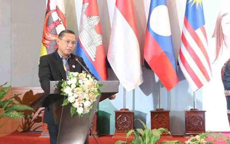 Kemendagri Sajikan Kemajuan Kota Cerdas Indonesia di Forum ASCN