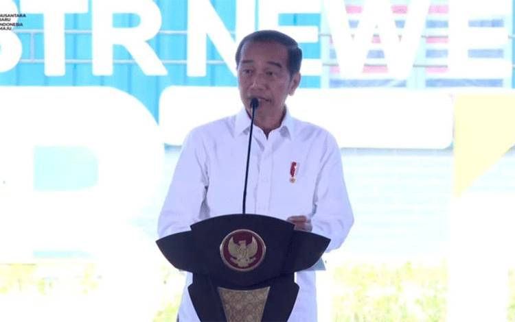 Jokowi: Pabrik Anoda Baterai Litium KEK Kendal Perkuat Ekosistem EV