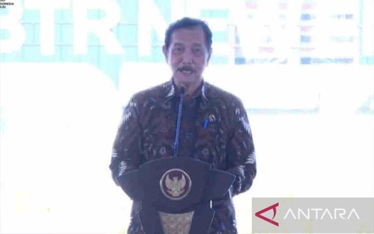 Luhut: Pabrik Anoda Baterai Litium Kendal Akan Buat Indonesia Disegani