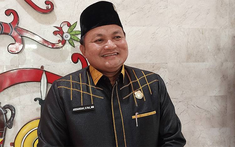 Ketua DPRD Kapuas Harap Kualitas Kesehatan Terus Meningkat Usai Raih Penghargaan UHC