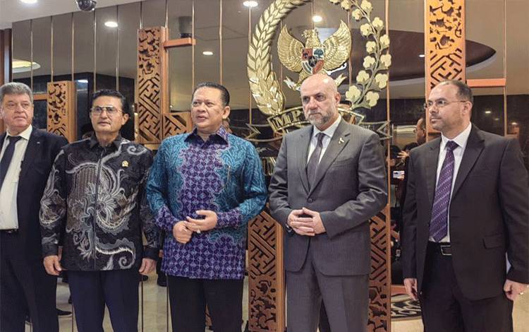 Penasihat Presiden Palestina: Indonesia Diberkahi Selalu di HUT ke-79