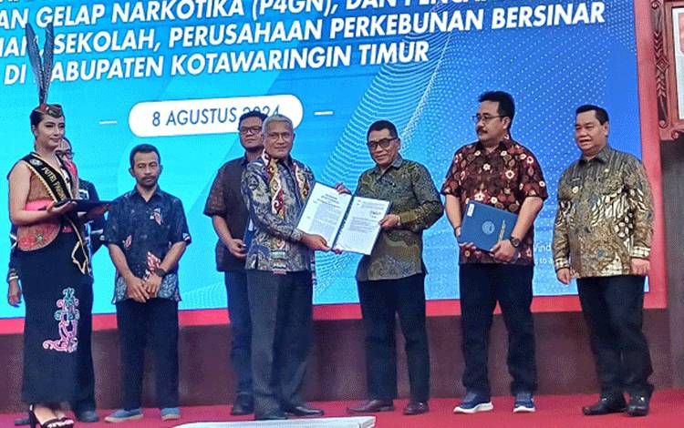 Pemkab Kotim Canangkan 17 Desa, 3 Perusahaan dan 2 Sekolah Menjadi Wilayah Bersinar