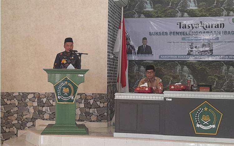 Jamaah Haji Sukamara 2024 Ingin Tahun Depan Menuju Embarkasi Banjarmasin Naik Pesawat