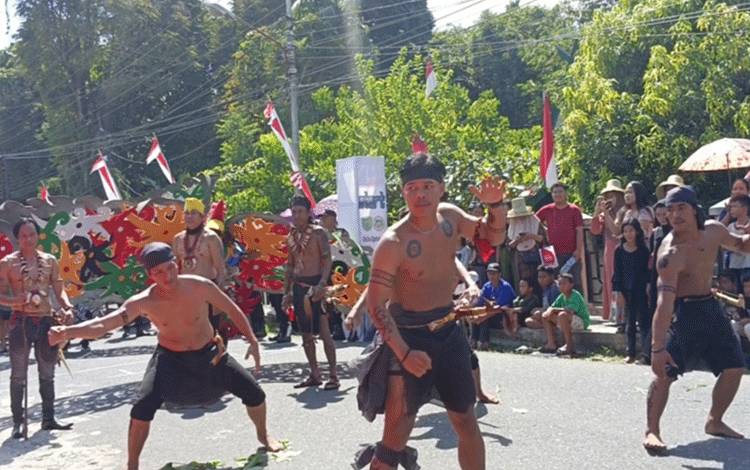 FORDAYAK Ajak Pemuda Peduli Adat dan Budaya Lokal