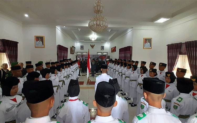 PJ Bupati Sukamara Harapkan Perjuangan Anggota Paskibra Terbayarkan Dengan Kesuksesan?