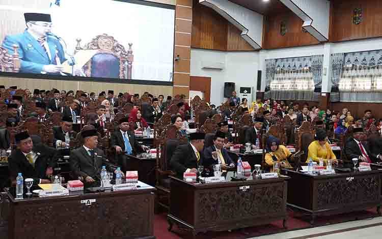 Dewan Rapat Paripurna Pelantikan 40 Anggota DPRD Kapuas Periode 2024 - 2029