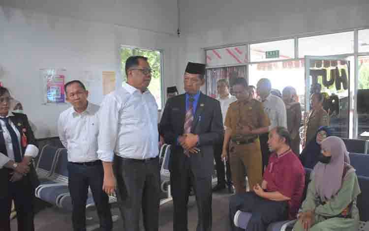 Pj Bupati Kapuas Tinjau Pelayanan Kesehatan di RSUD