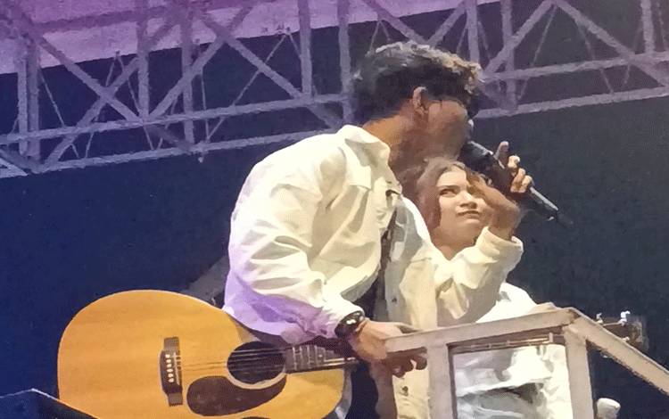 Trisuaka dan Nabila Maharani Sukses "Hipnotis" Penonton di Pulpis